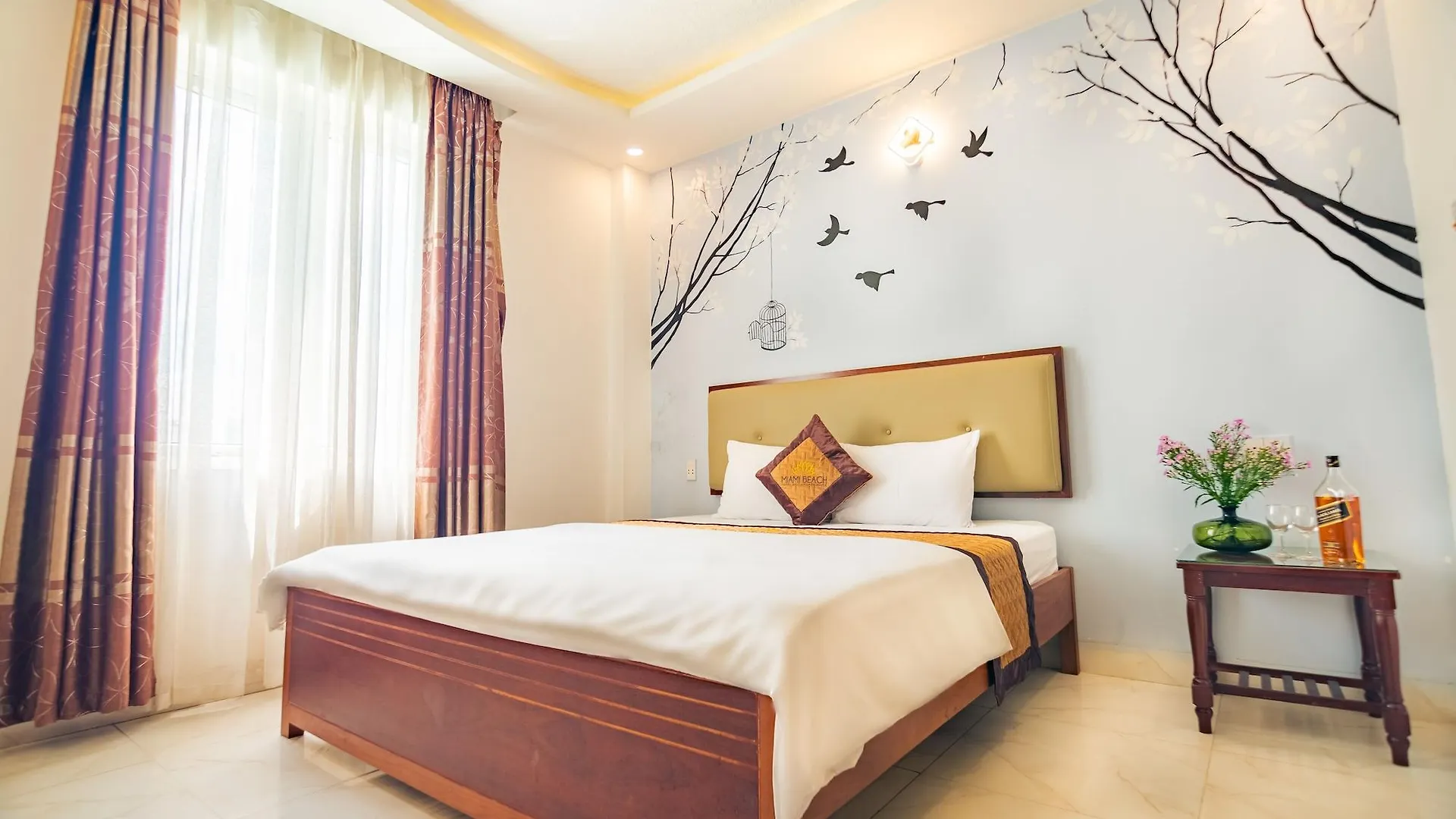 **  Miami Beach Hotel & Apartment Da Nang Vietnam