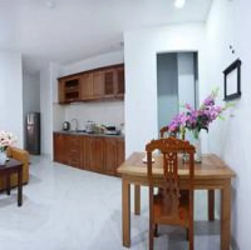 Miami Beach Hotel & Apartment Da Nang